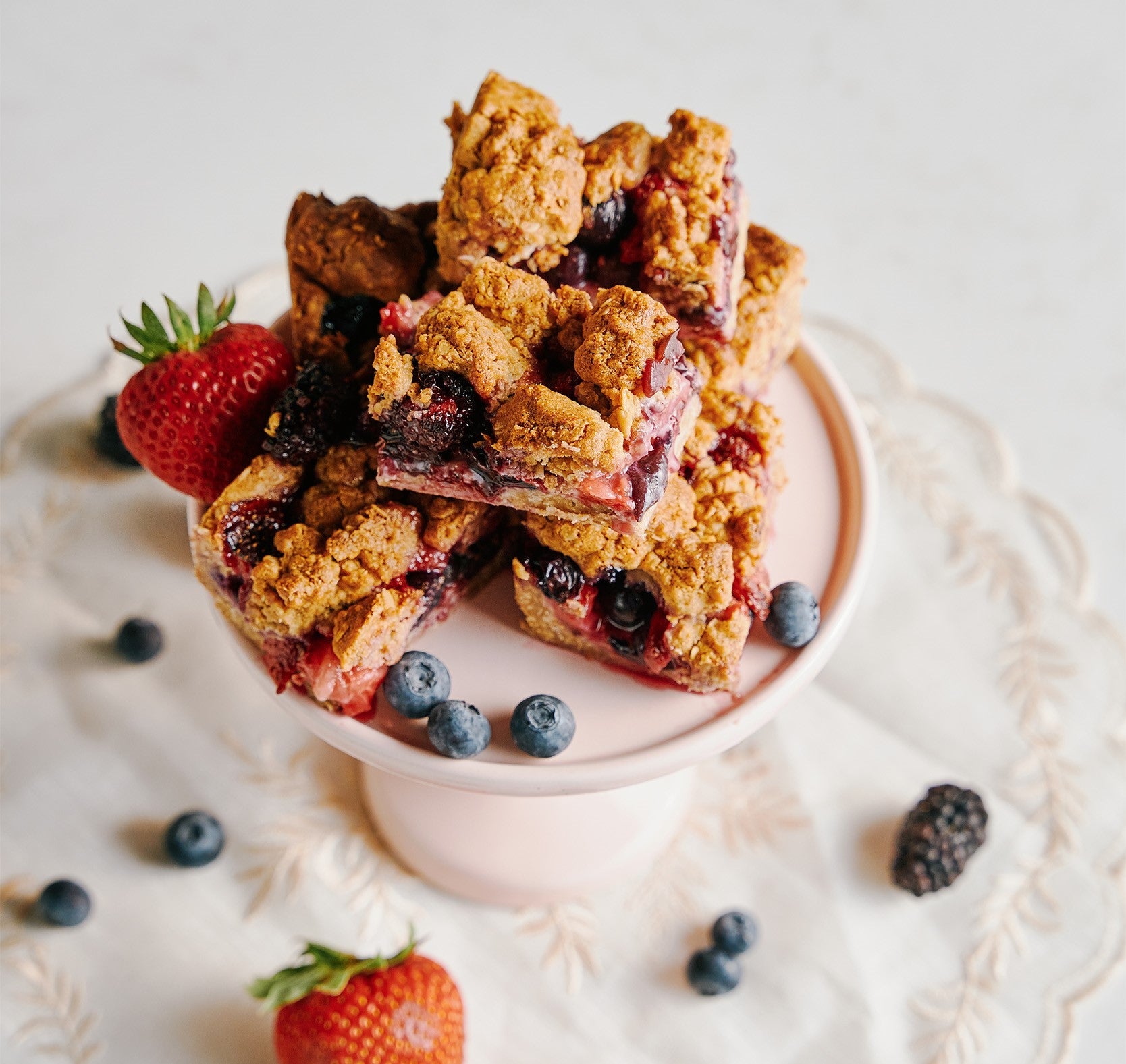 Berrylicious Air Fryer Crumble Bars