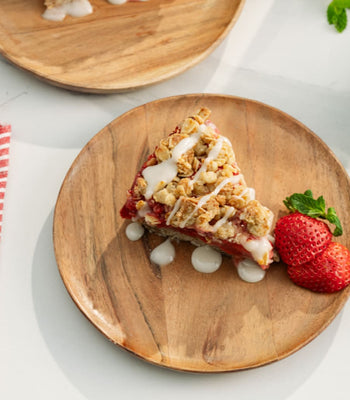 Strawberry Oatmeal Bars With Yogurt Drizzle