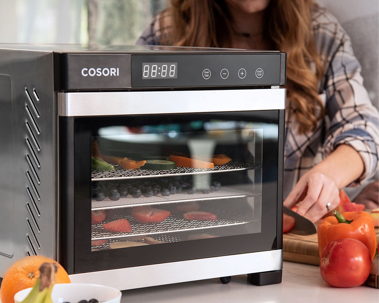 How Does a Food Dehydrator Work?