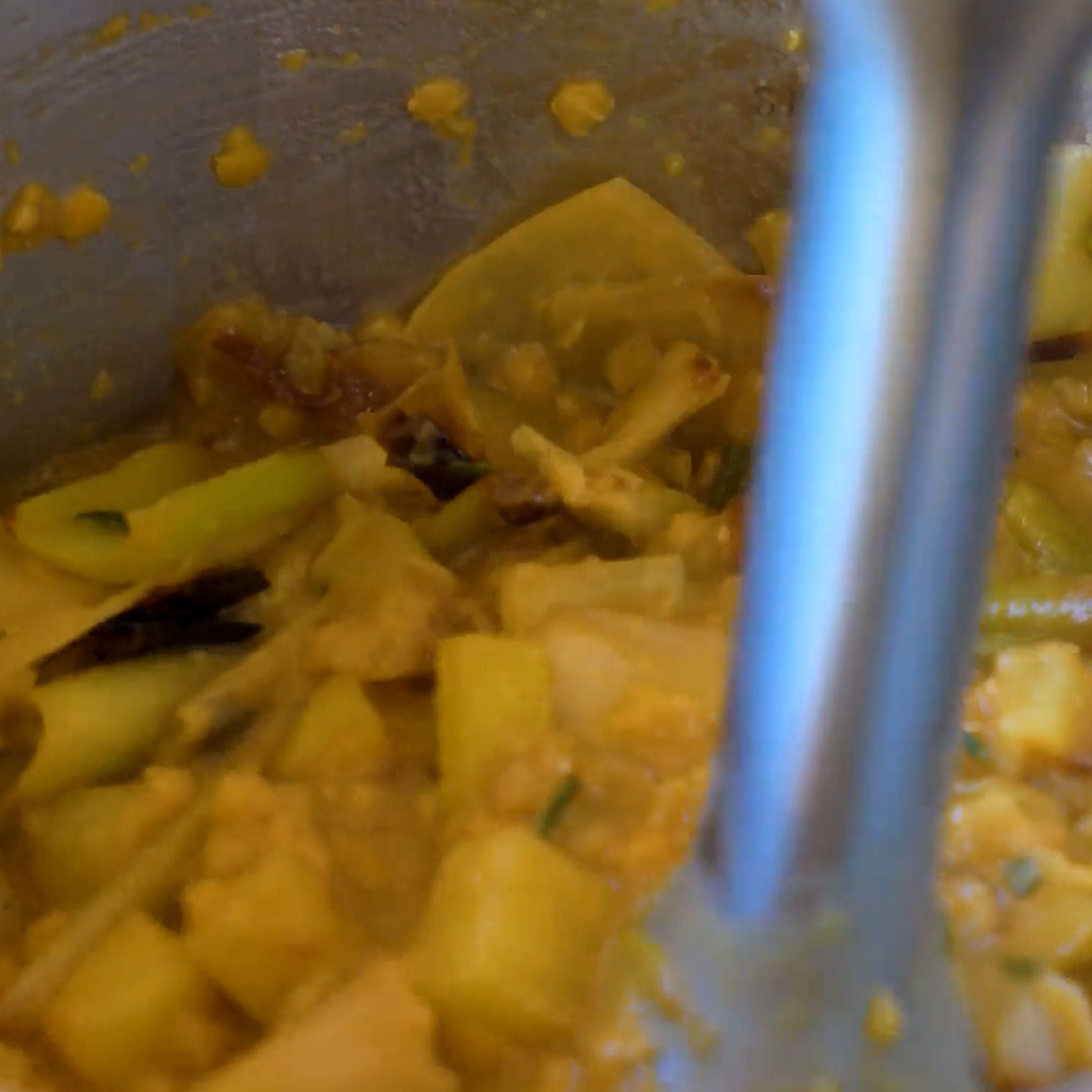 Creamy Roasted Leek and Potato Soup with Lentils Step 7